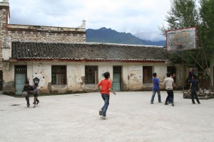 School in Pujiaoding_low-res Discover Danba – Tibetan gem in western Sichuan