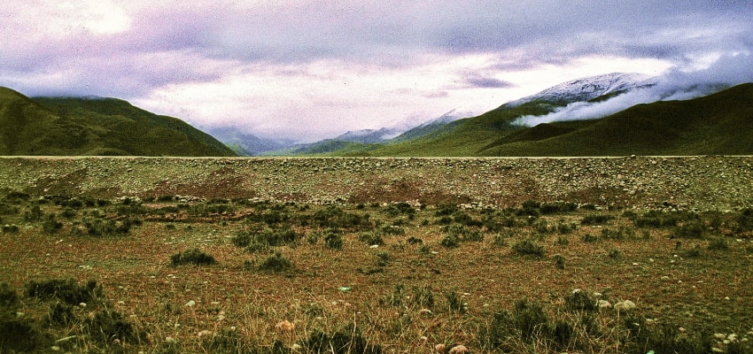 The Qinghai-Tibet Railway: China&#8217;s Road Through the Sky